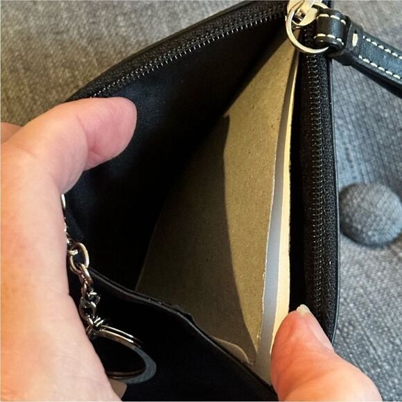 NWT COACH LEATHER CARD CASE BLACK w/CONTRAST STITCH MINI SKINNY KEY CHAIN 40065 - Picture 7 of 11
